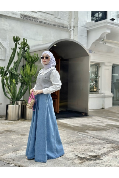 Panelled Maxi Denim Skirt Panelled Maxi Denim Skirt